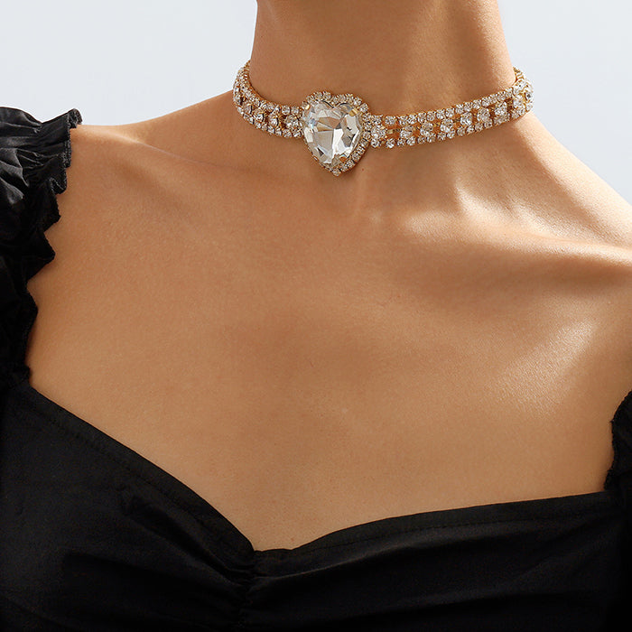 Heart Rhinestone Choker