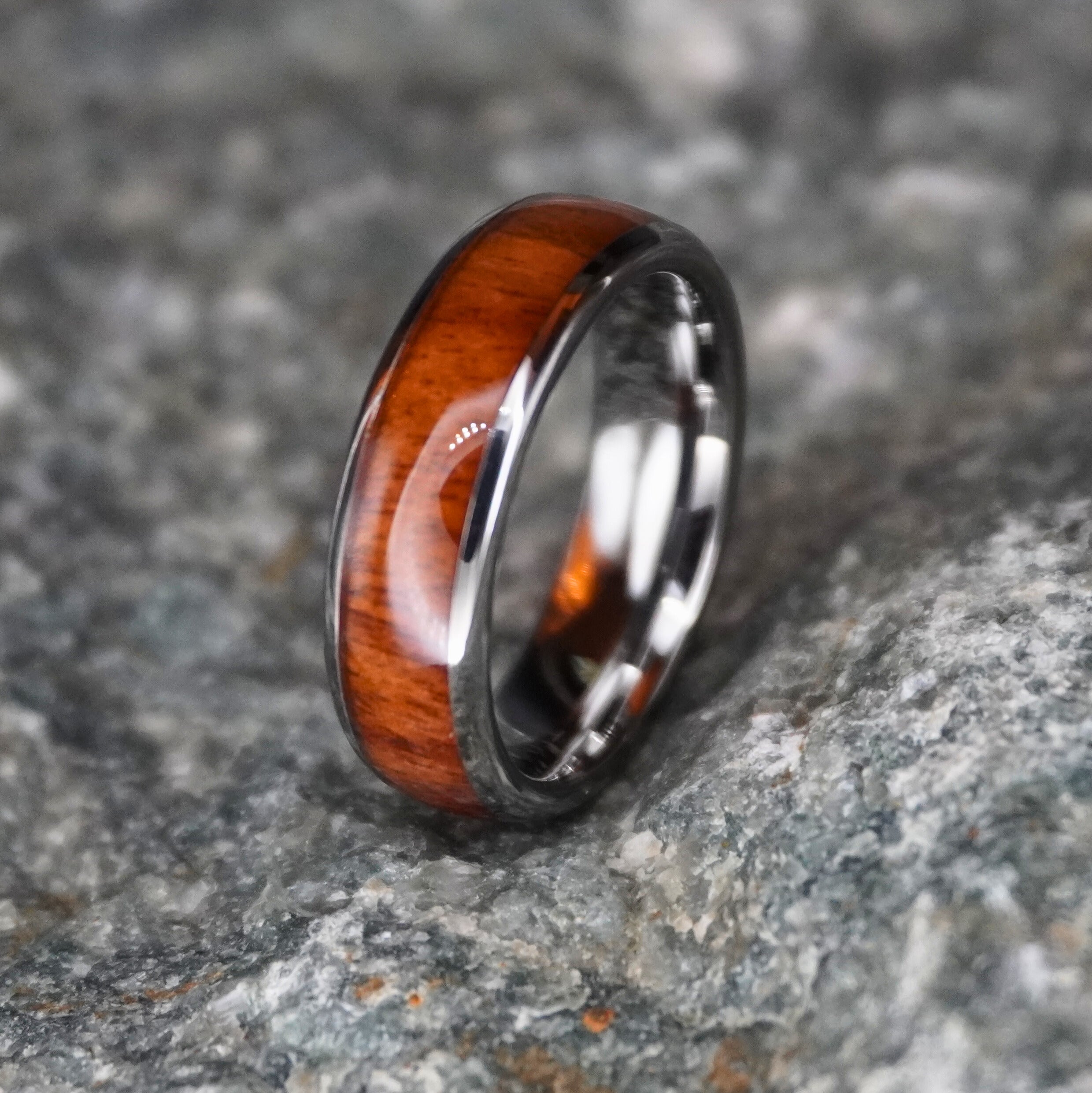 The Acacia wood ring