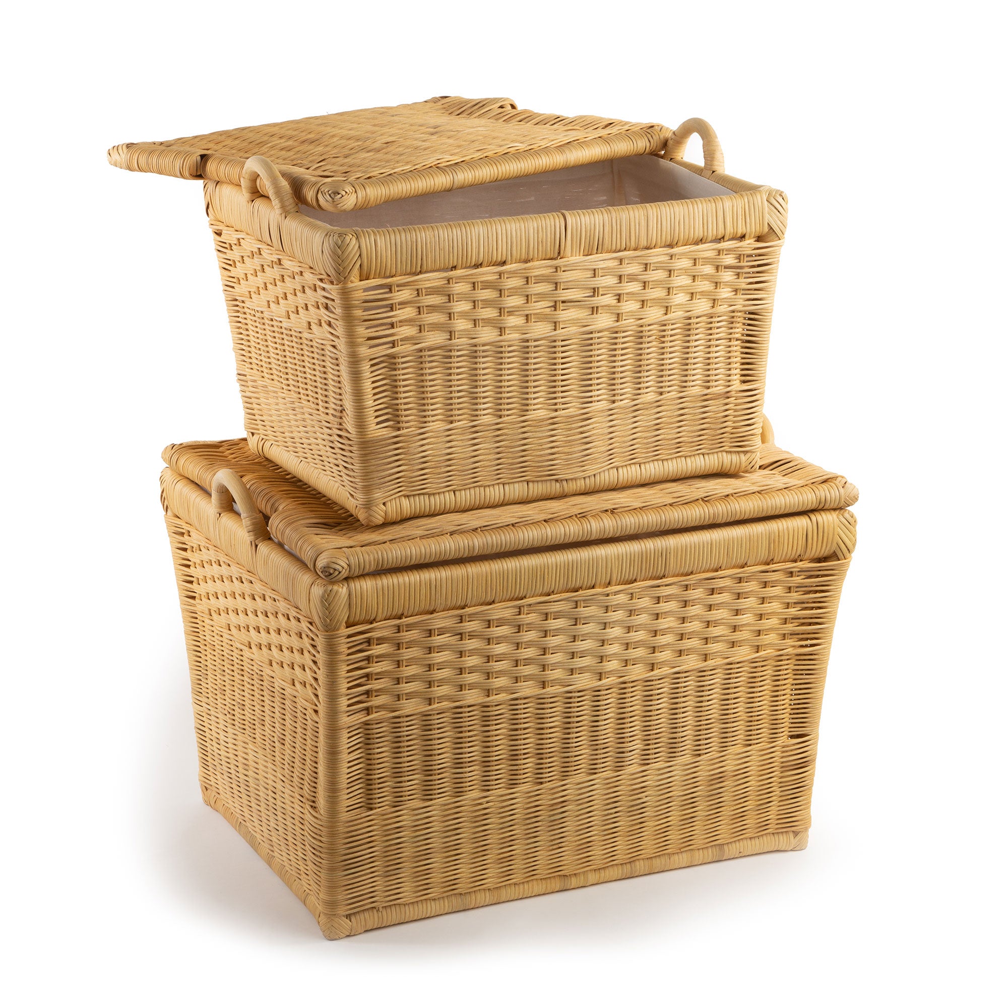 covered baskets with lids