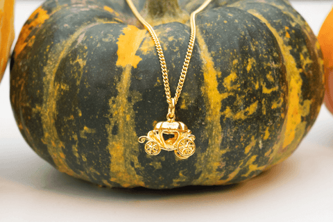gold pumpkin charm necklace, best halloween jewellery ideas