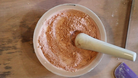 Make Glazes Into The Powder