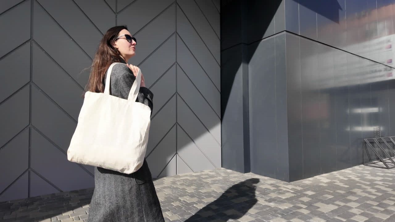 Eco-friendly custom tote bag printing