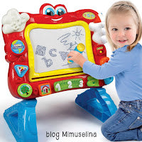pizarra cantarina magnética ideas regalo bebés dos años blog mimuselina