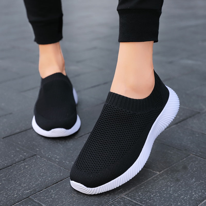 Plus Size Breathable Mesh Platform Sneakers Women Slip on Soft