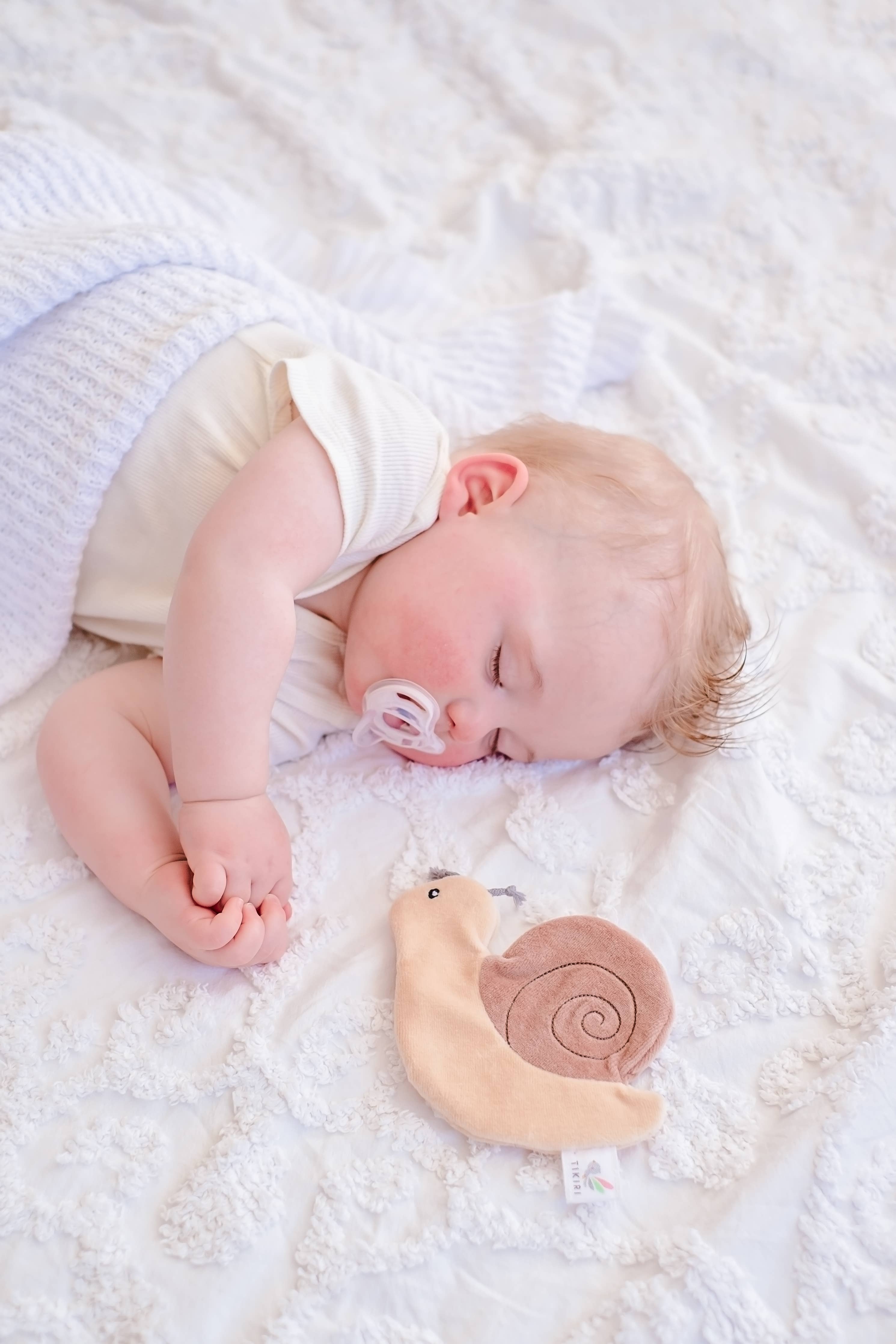 Snail Organic Fabric Crinkle Toy – Sensory Fun for Infants