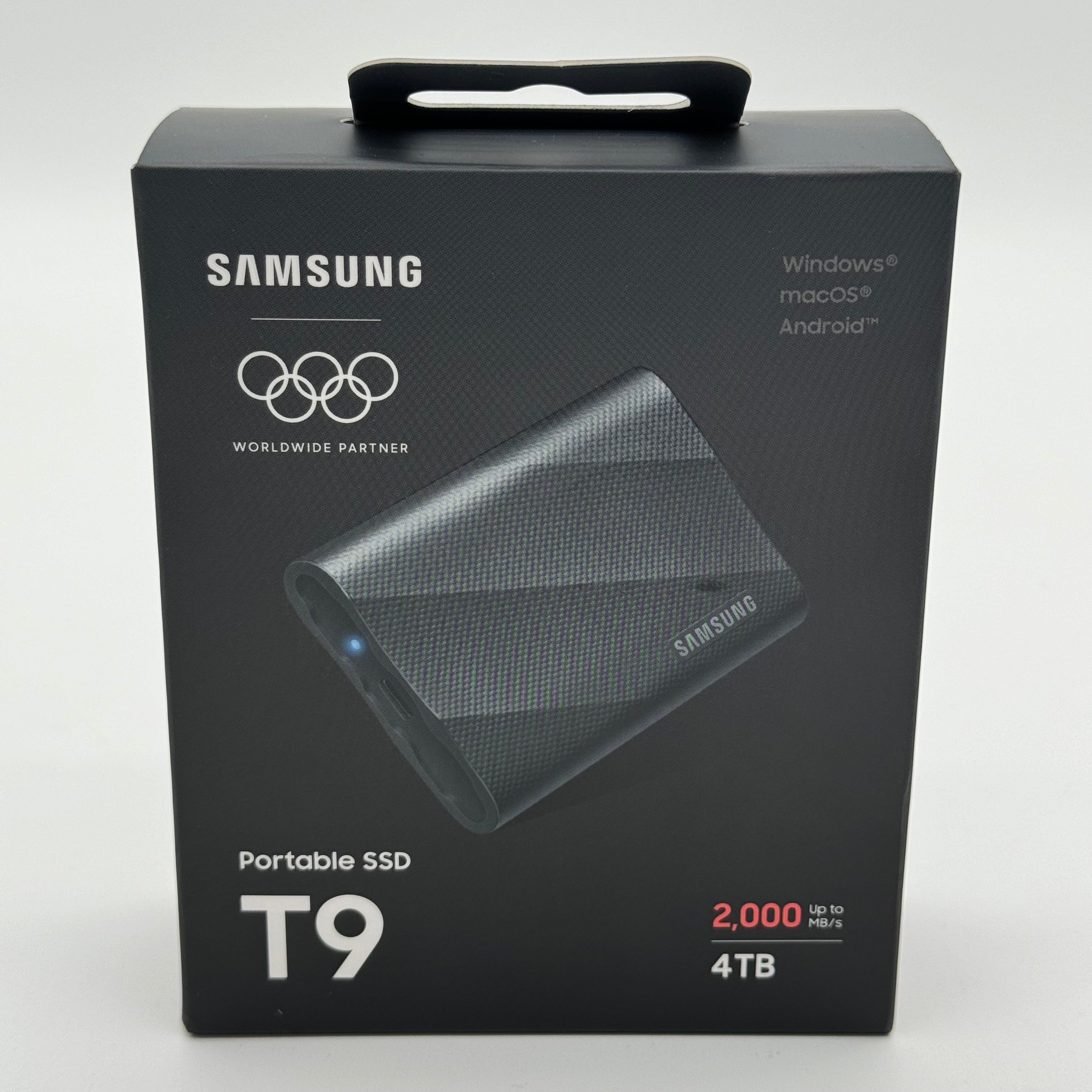 New Samsung T9 4TB Portable SSD MU-PG4T0B