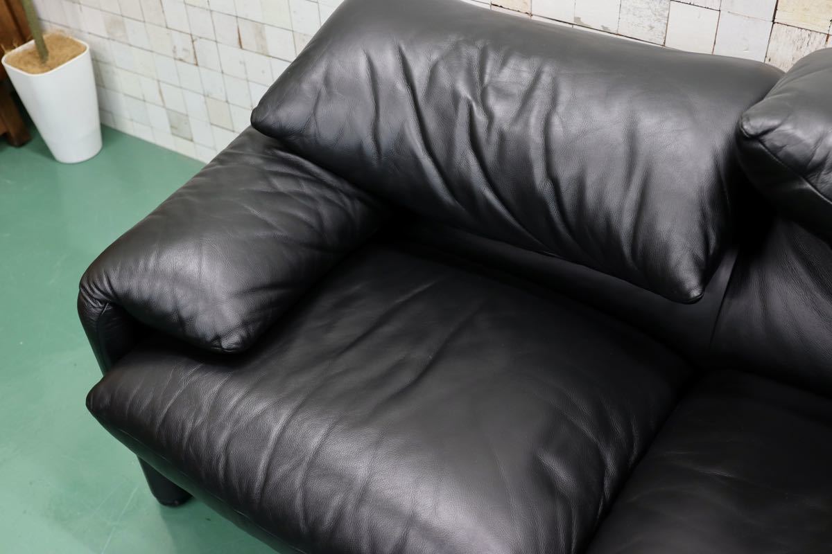 GMFK588B○Cassina / カッシーナ 675 MARALUNGA マラルンガ 3人掛け