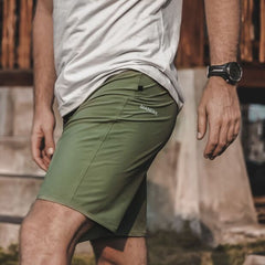 MANERA HAAPITI Boardshorts am Model