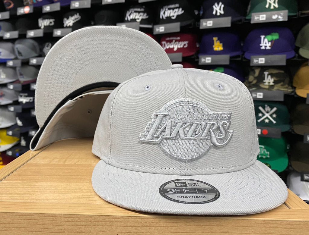 lakers hat grey