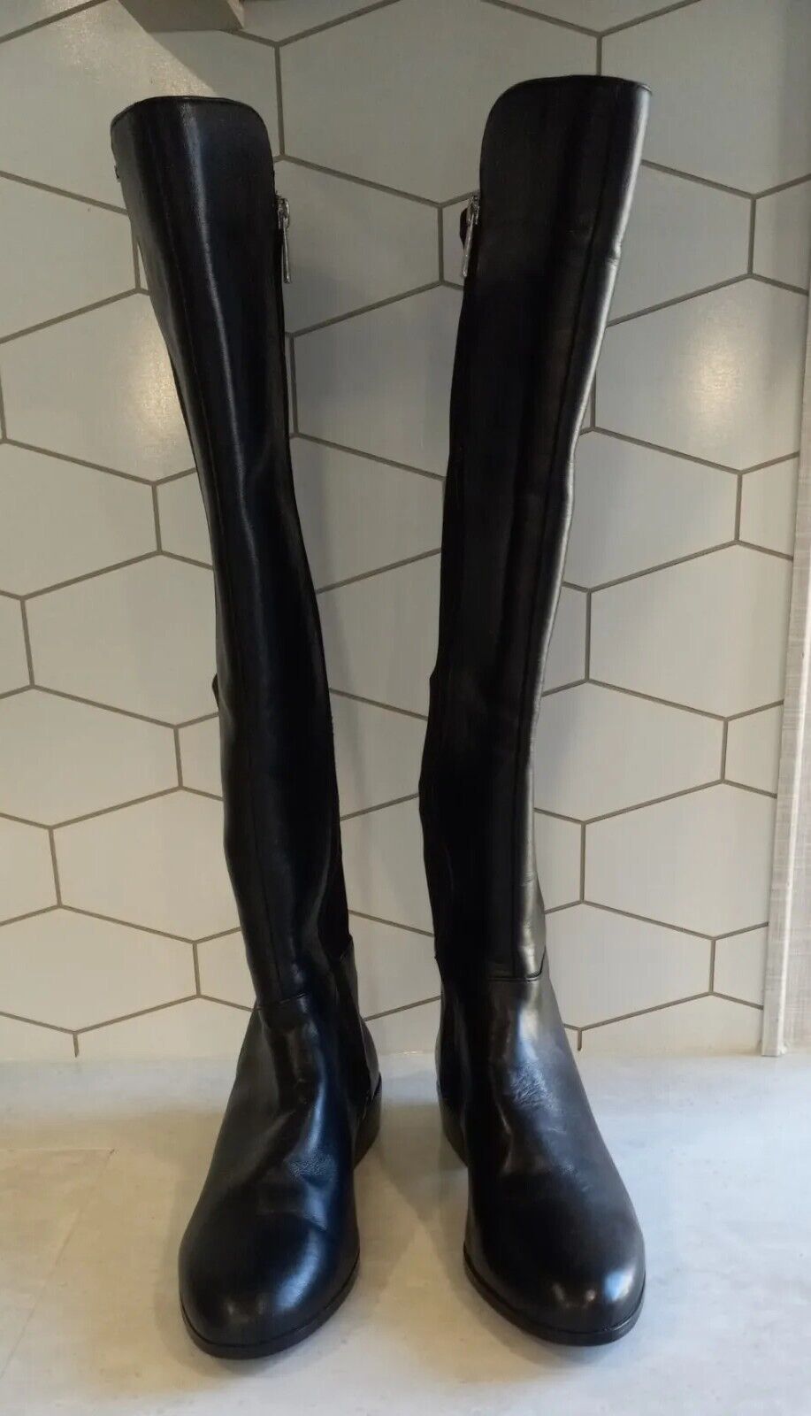Michael Kors Womens Bromley Black Over Knee-High Boots Size 8M Leather –  Charlies Closet