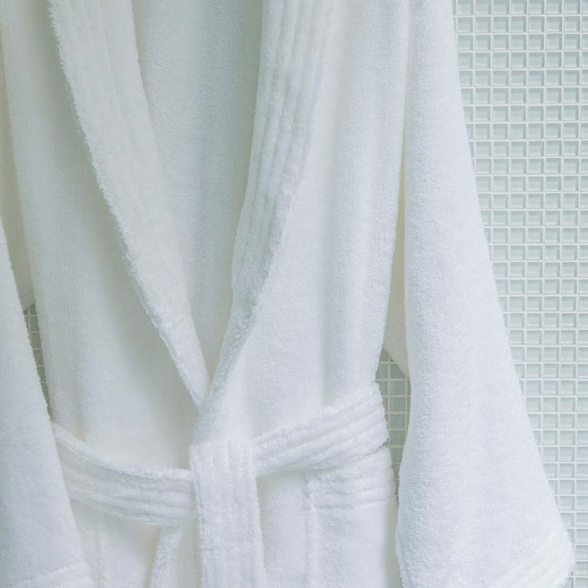 Sferra Aura Bath Towels - White / AlmondBath Towel - 30X60