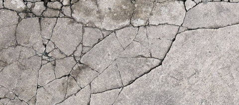 Pukotina u betonskom podu