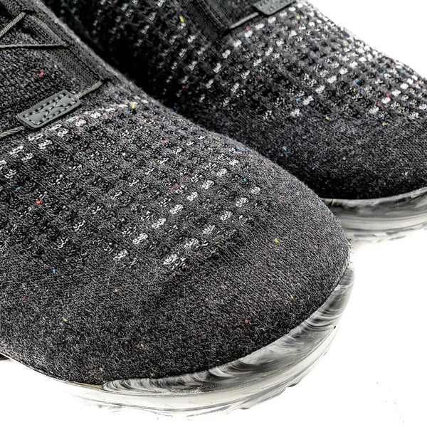 grey and black vapormax flyknit