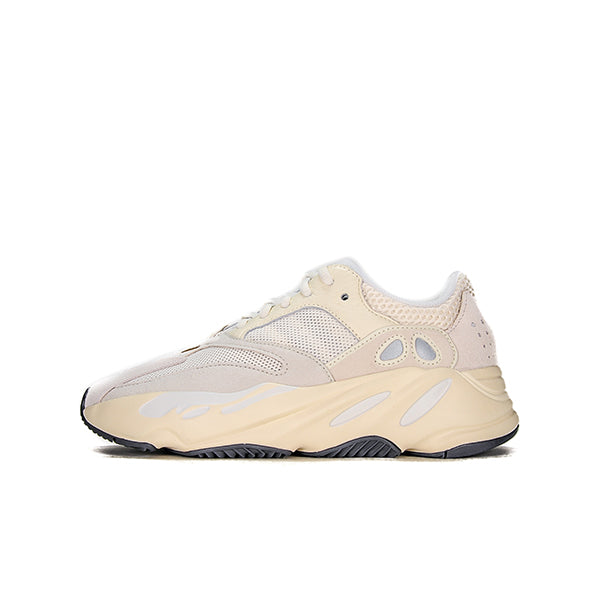 ADIDAS YEEZY BOOST 700 \