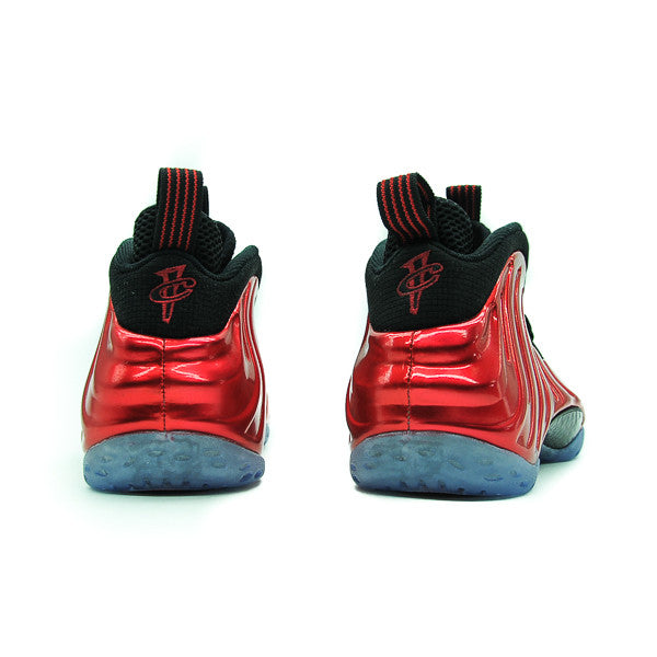 nike air foamposite one metallic red