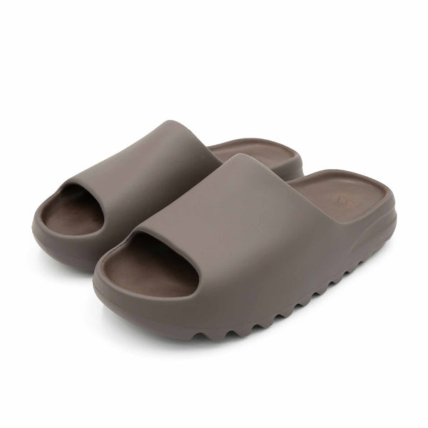 yeezy slides soot 2021