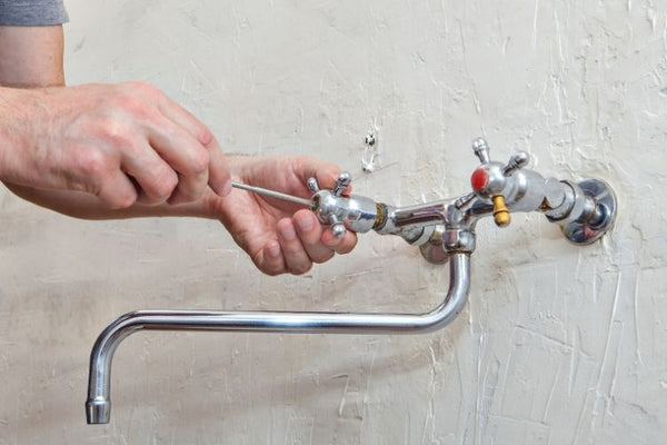 How to Replace a Bath Tap