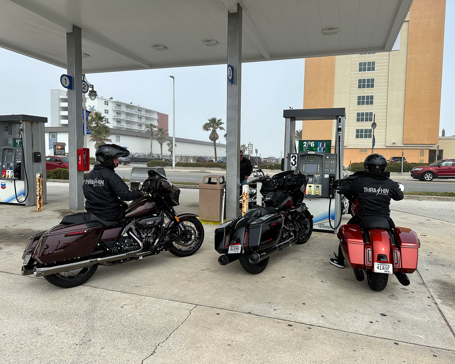 Day 3 at Daytona Bike Week | World's Biggest Burger?