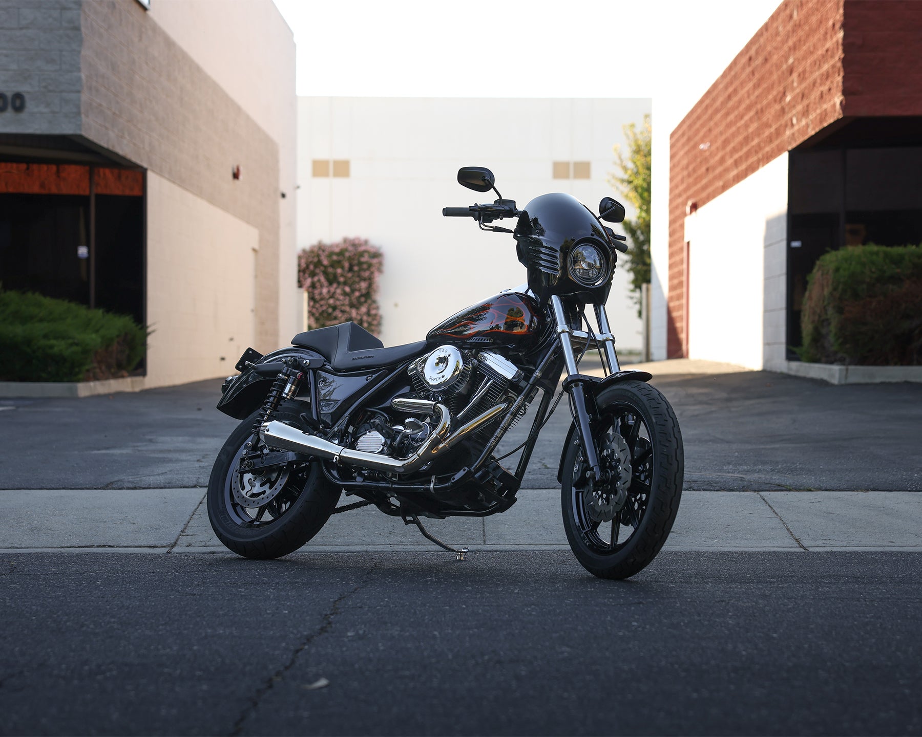 Bike Check: Matt's "Ventura Style" 1990 FXR