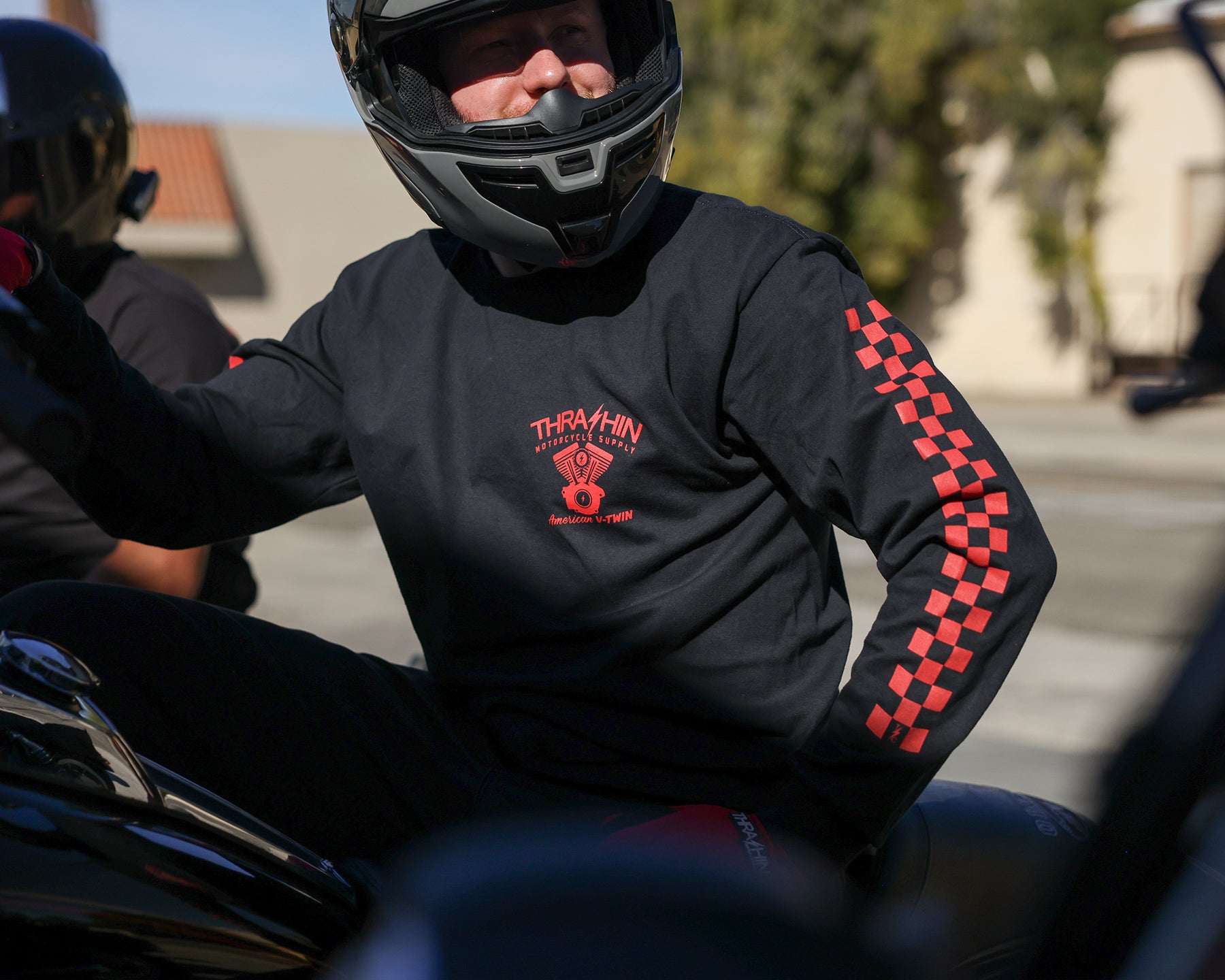 Thrashin American V-Twin Longsleeve - Black