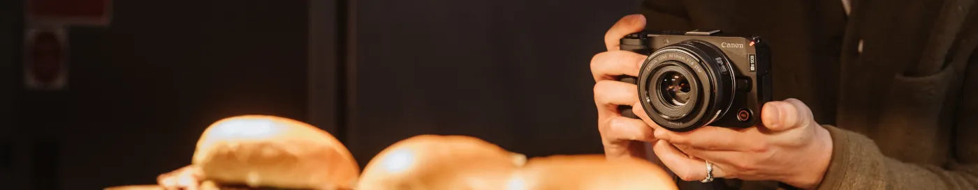Canon EOS R50V header image