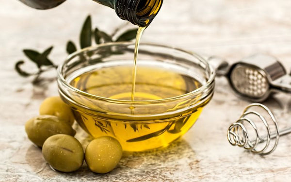 cold pressed extra virgin olive oil rich in omega 9