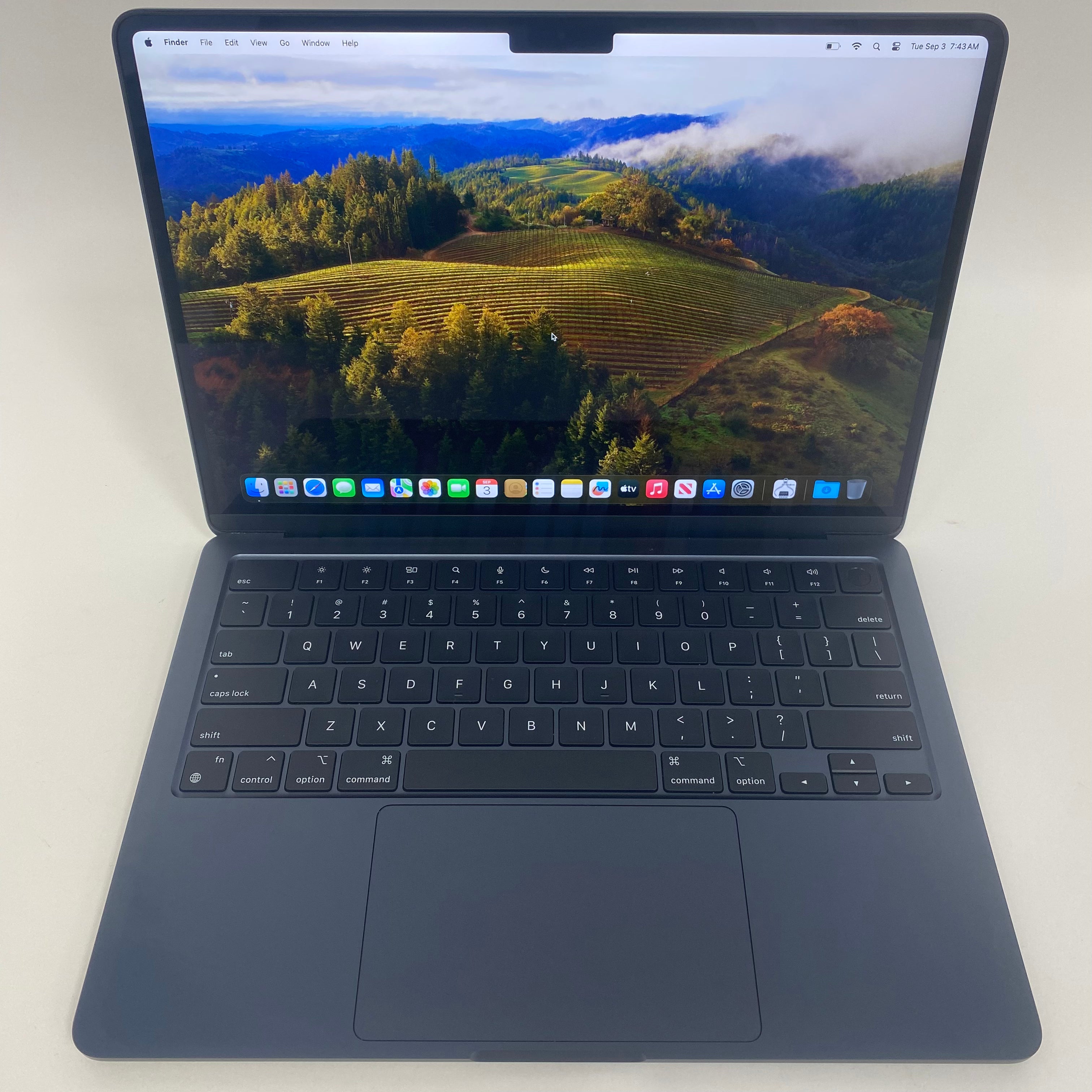 2022 Apple MacBook Air 13.6" M2 8C GPU 3.5GHz 8GB RAM 256GB SSD A2681