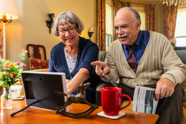 Live_Grandparents-Looking-at-Frame (5).jpg__PID:30f8f114-3461-4e63-a5aa-dcab708c6565