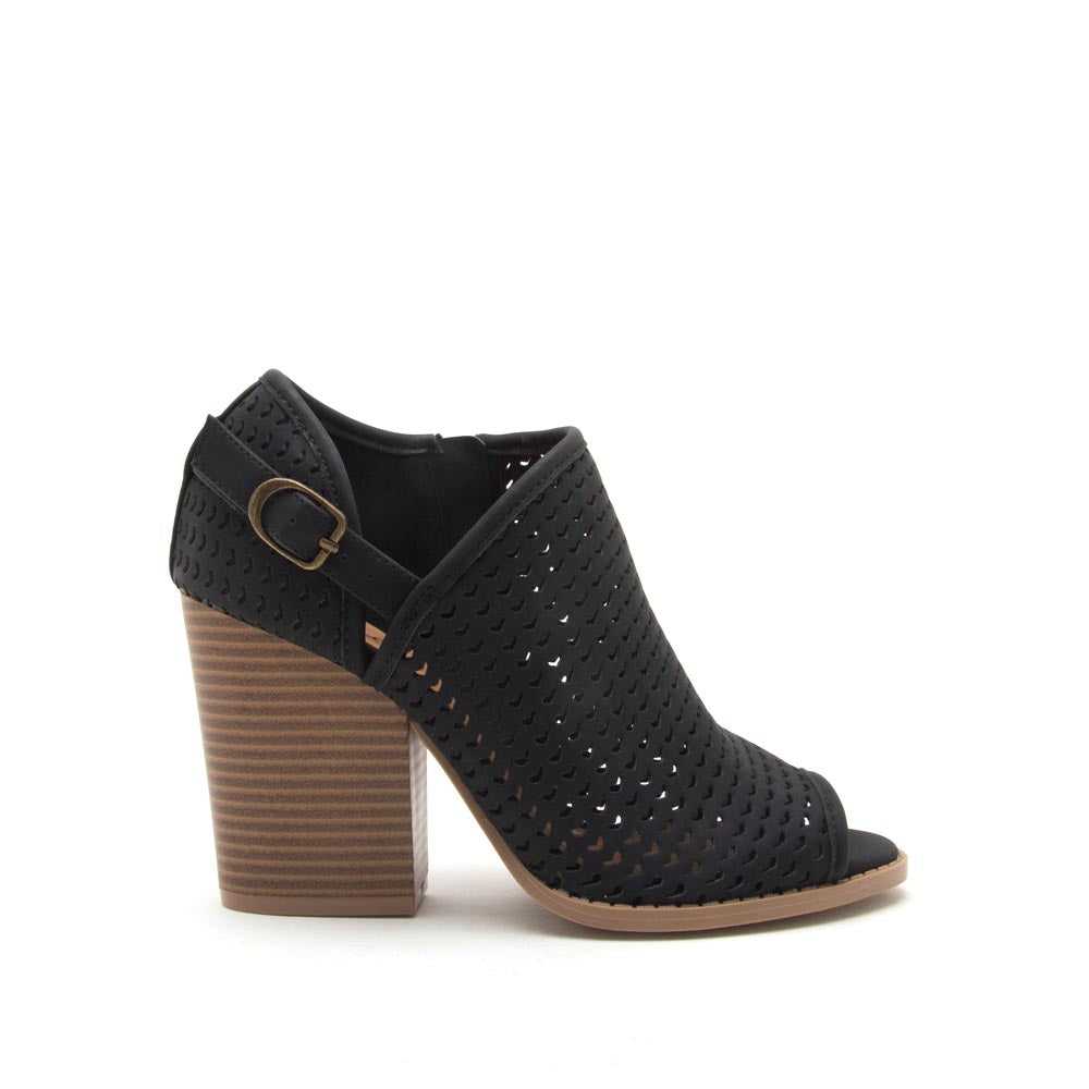 Shoes Barnes-260AX Black Perforated Bootie