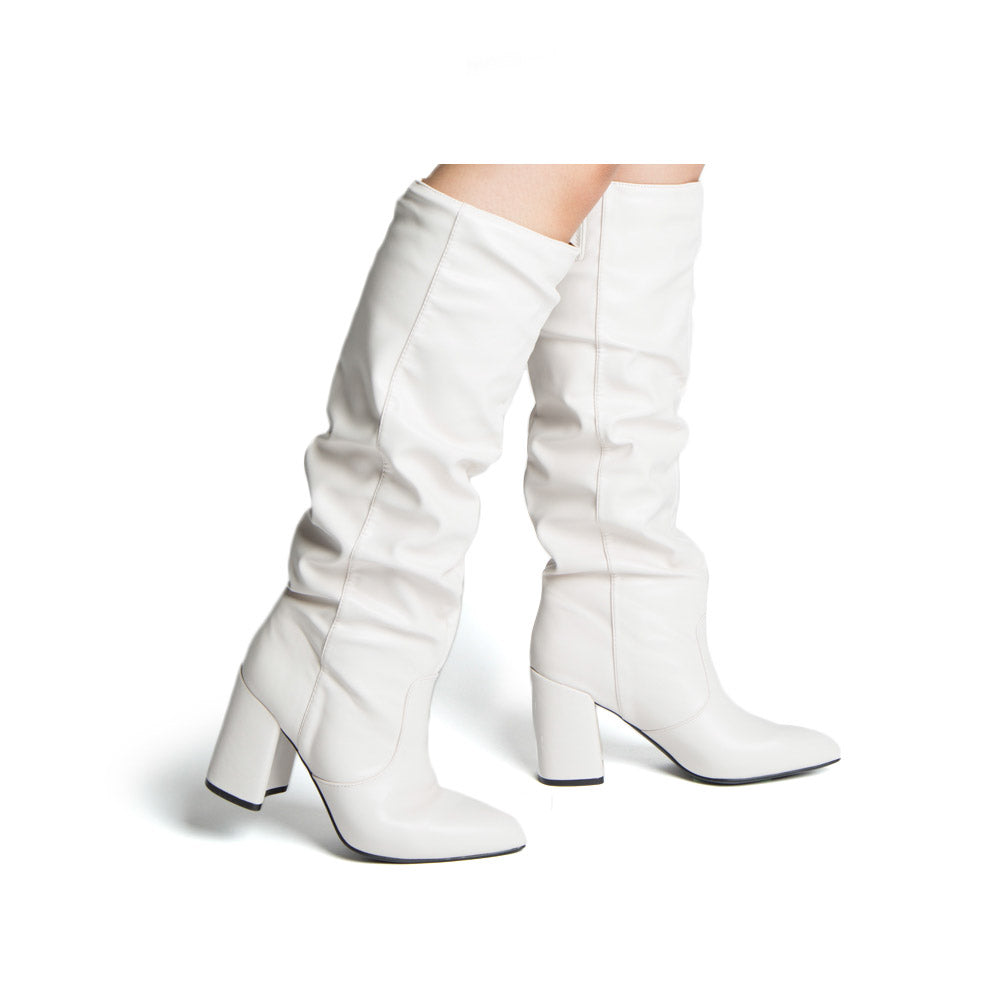 white boots women
