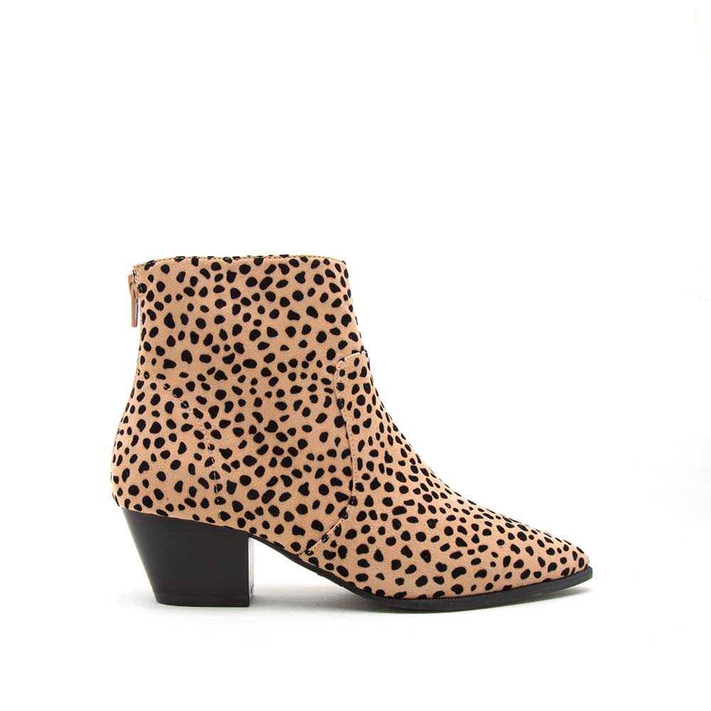 qupid leopard booties