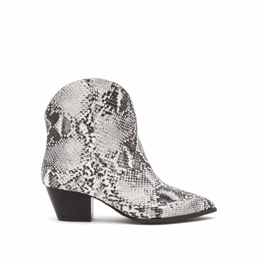 qupid snakeskin shoes