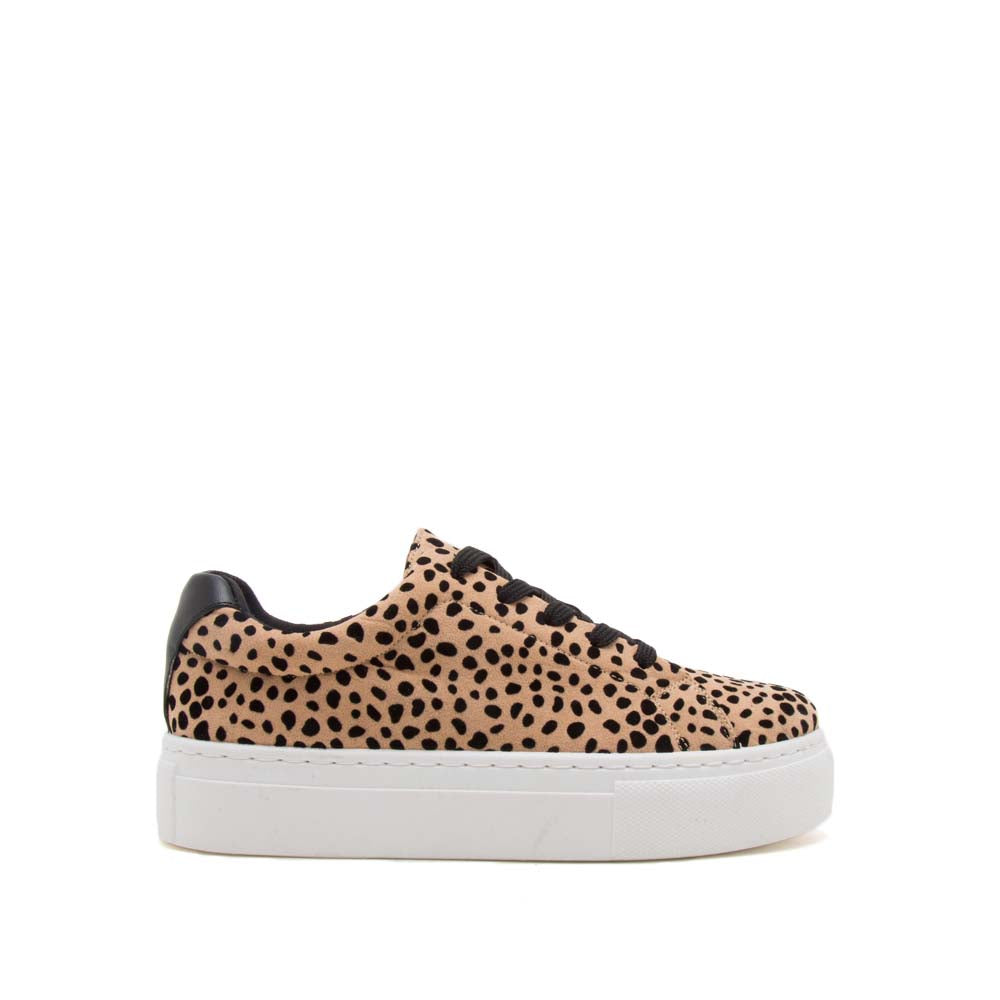 qupid leopard slip on sneakers