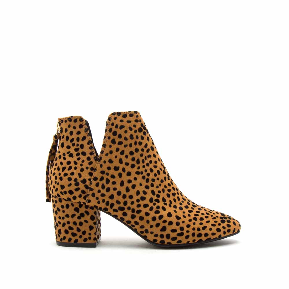 Skipper-11 Camel Black Leopard Booties