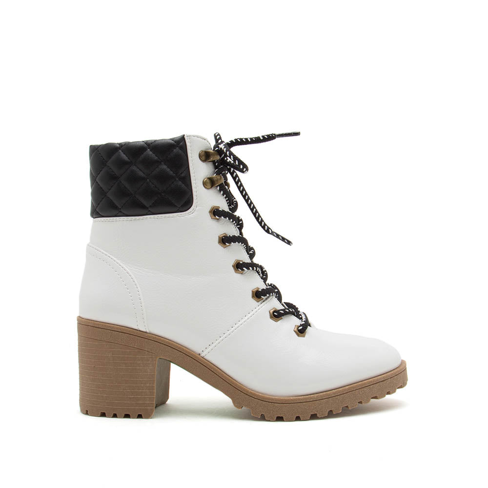 qupid lace up booties