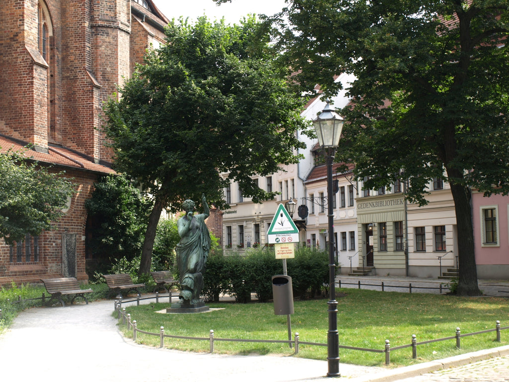 Der Nikolaikirchplatz im Nikolaiviertel in Berlins Mitte