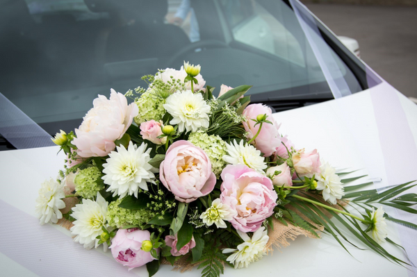 décoration voiture de mariée