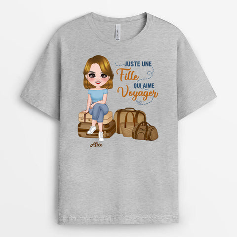 Meilleure idée t shirt fete des meres est le T-Shirt Juste Une Femme Qui Aime Le Voyage Personnalisé