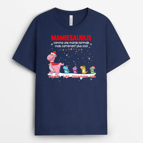 cadeau noel pour belle mere T-shirt Cette Mamiesaurus Petits Dinosaures Sous Neige Personnalisé