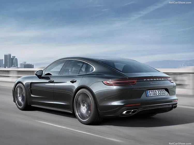 Porsche 971 Panamera