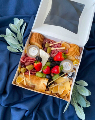 Charcuterie Favor Square Grazing Box and Forks Set