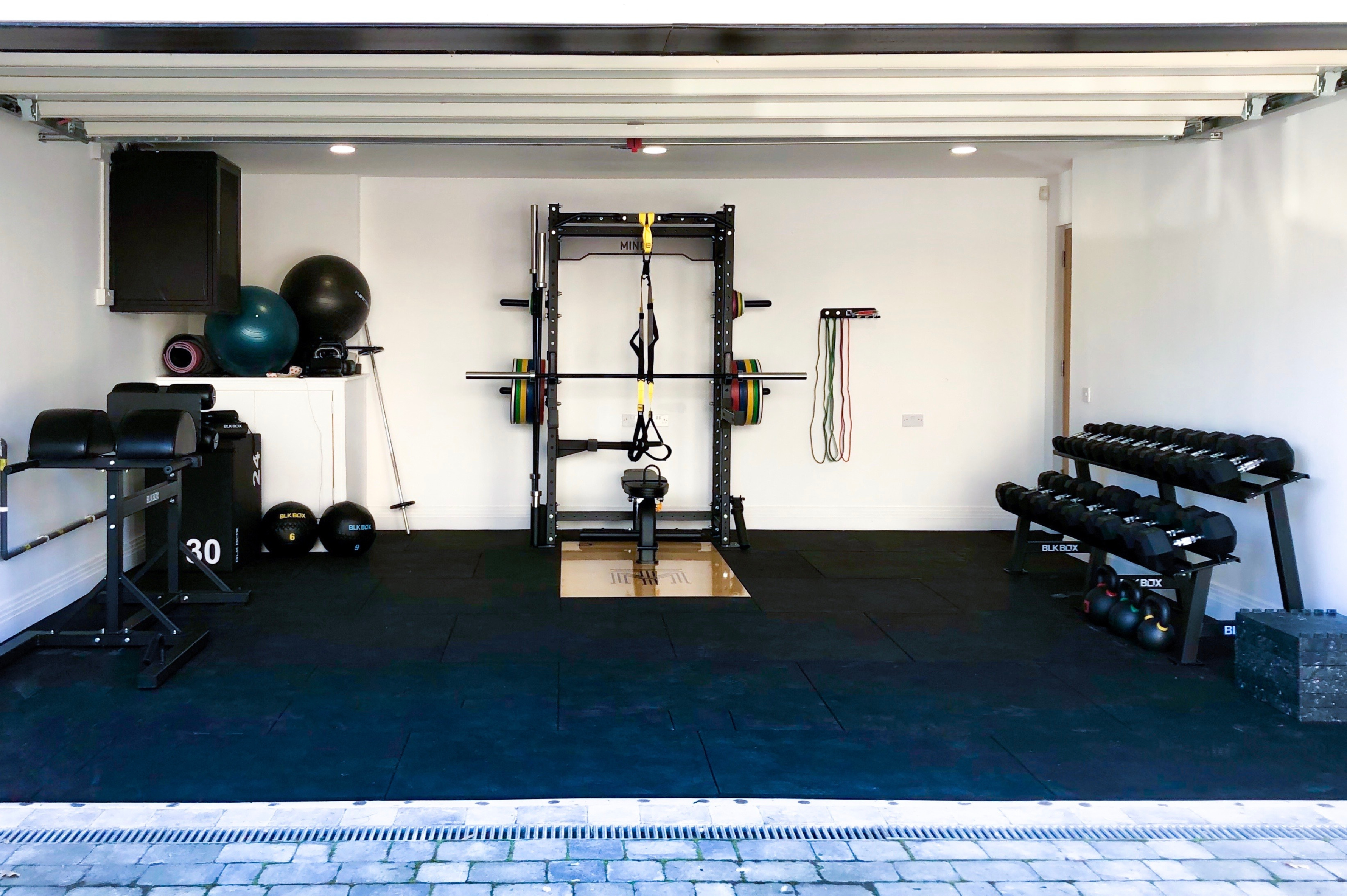 Training Wall Cómo equipar un gimnasio totalmente funcional en tu casa  OFICIAL