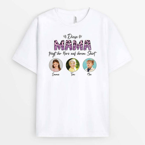 Personalisiertes Diese Mama Trägt Ihr Herz Auf Ihrem Shirt T-Shirt Geschenk Mama Geburtstag[product]