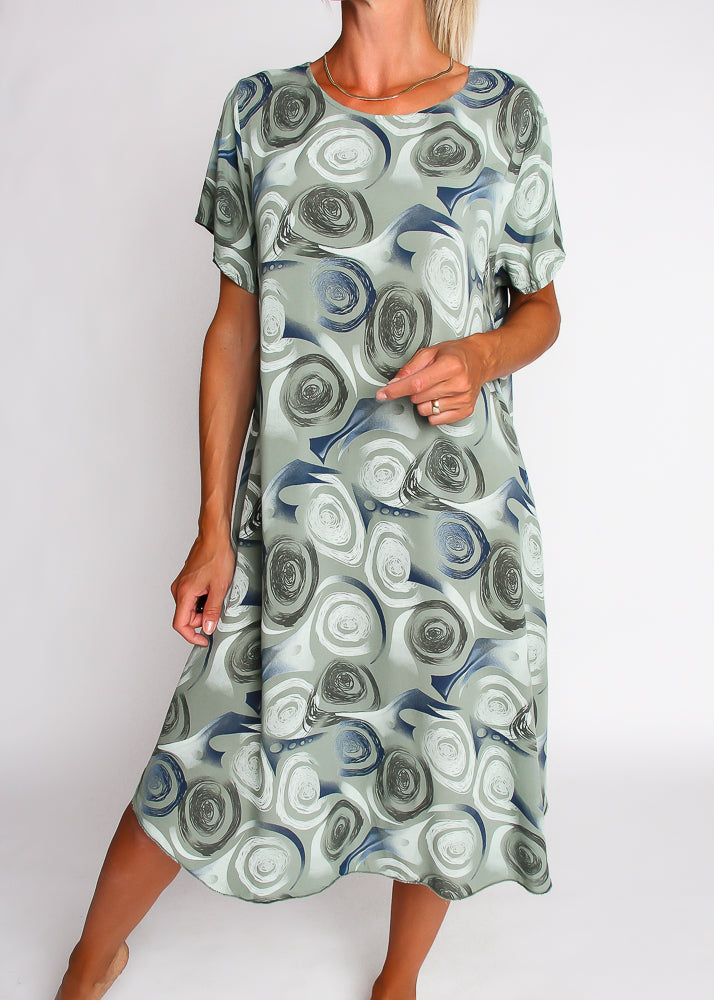 Køb flotte kjoler til kvinder online | Stort udvalg | levering!