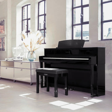 Piano numérique YAMAHA CLP 745 noir, blanc, bois (option noir laqué) -  Pianos Michel Reversé - Pianos Michel Reversé