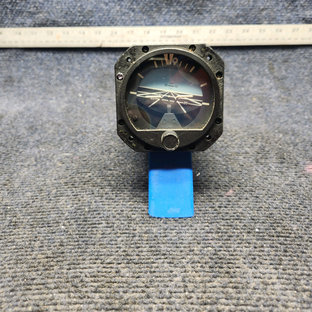 23-501-05-2 | EDO-AIRE | AUTOPILOT ATTITUDE GYRO HORIZON INDICATOR
