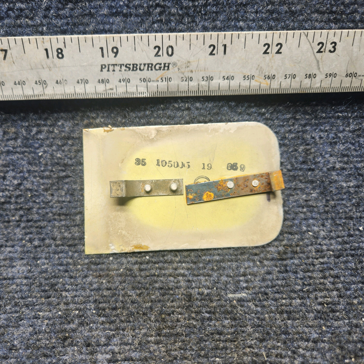 35-105005-19 | Beechcraft F33A | ROOT FITTING ACCESS DOOR ASSY FWL RH