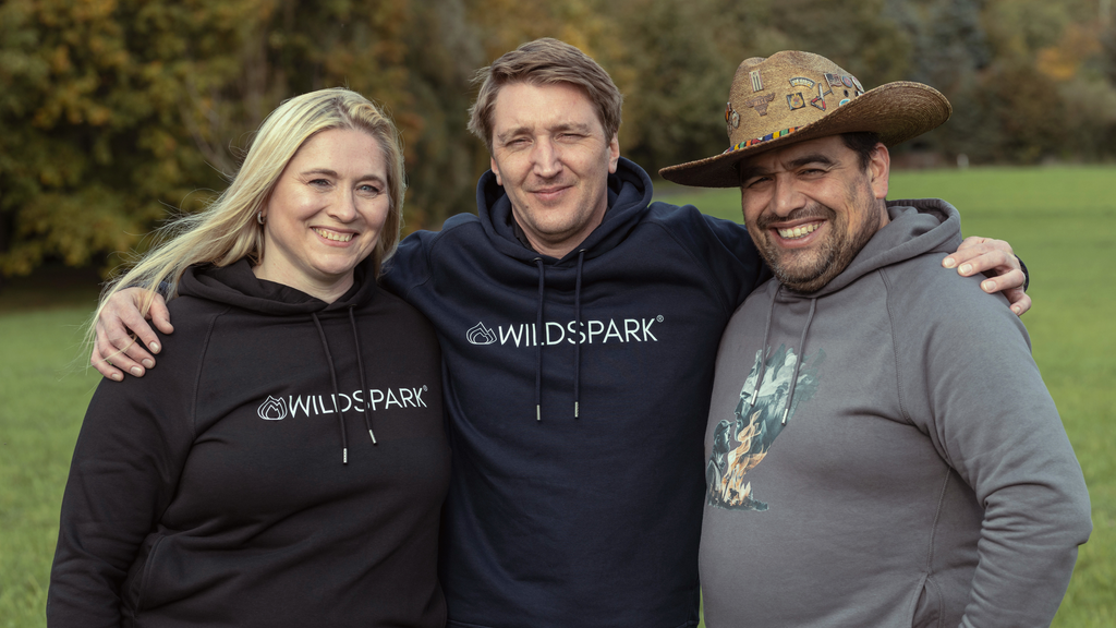 Der Gründer von Wildspark Tom und Maja sowie Hawk, die beiden Brand Ambassadors von Wildspark