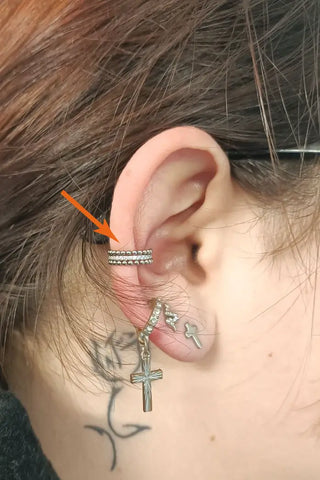 Emplacement du piercing nommé conch sur une oreille