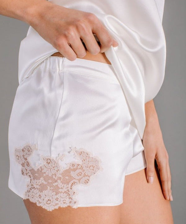 Silk satin bloomers shorts in white with powder pink Leavers lace